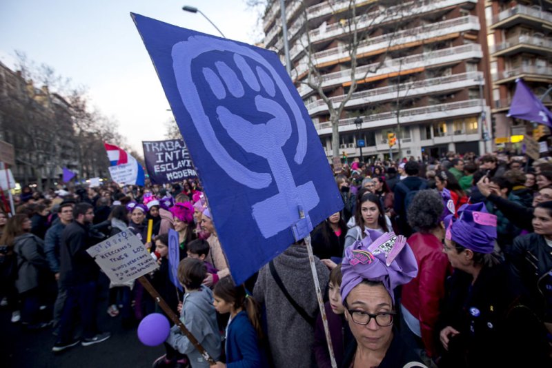 article Som Dones Vilaweb article Som Dones Vilaweb