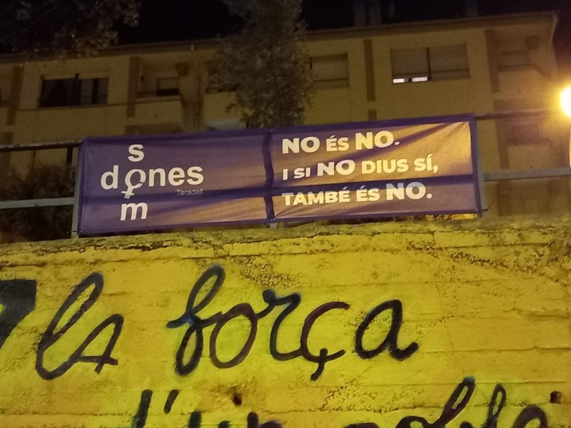 Pancarta Som Dones