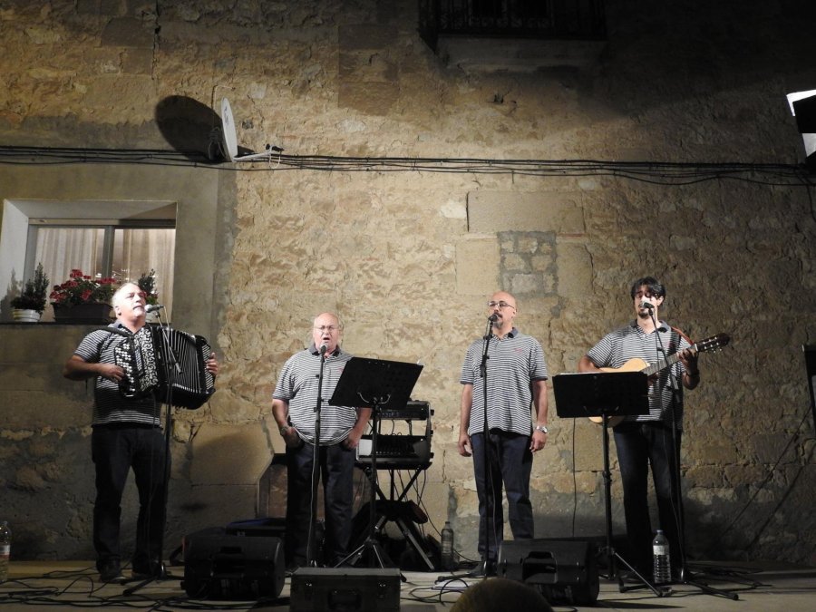 Cavall Bernat — Grup d'haveneres Cavall Bernat — Grup d'haveneres