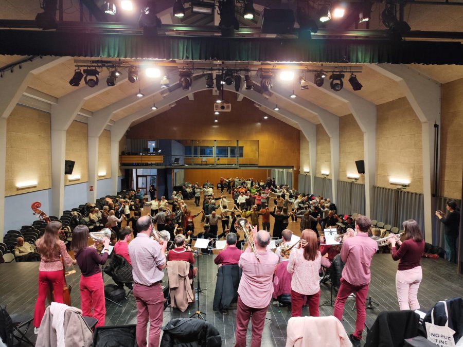 Sardanes a Can Costa amb la Cobla Cani-Gó — 8 de febrer de 2026