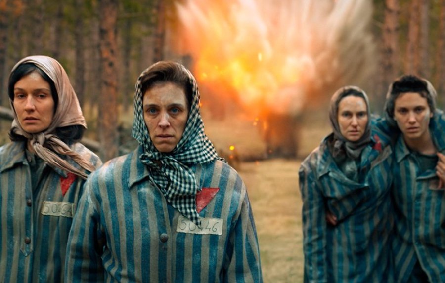 Un cel de plom — Fotograma de la pel·lícula Un cel de plom — Fotograma de la pel·lícula