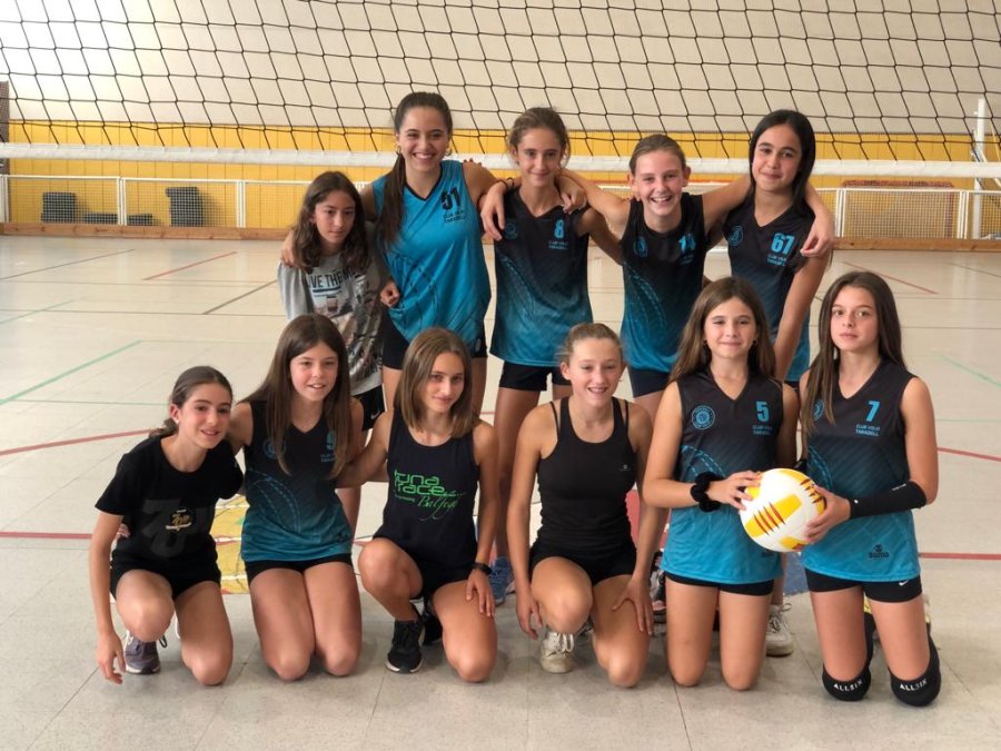 Vòlei Taradell 2022 23 INFANTIL B Vòlei Taradell 2022 23 INFANTIL B